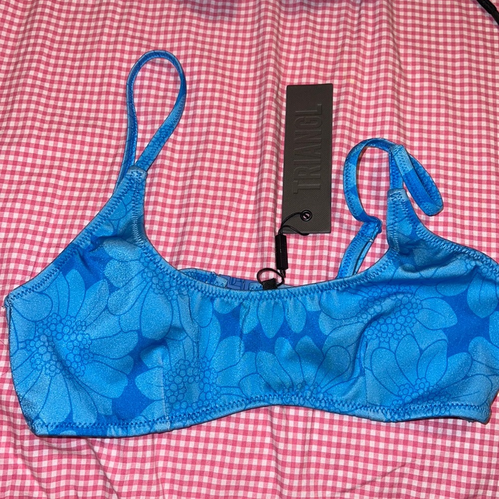 Triangl Blue floral top